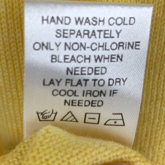 Bruno Ferraro Yellow V-Neck Merino Wool Sweater - Picture 4 of 6